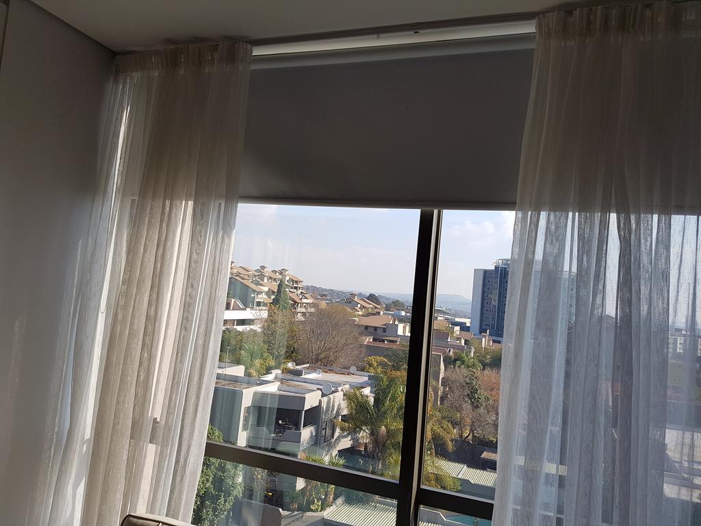 615 Sandton Skye Johannesburgo Exterior foto